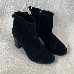 Toms heeled black booties